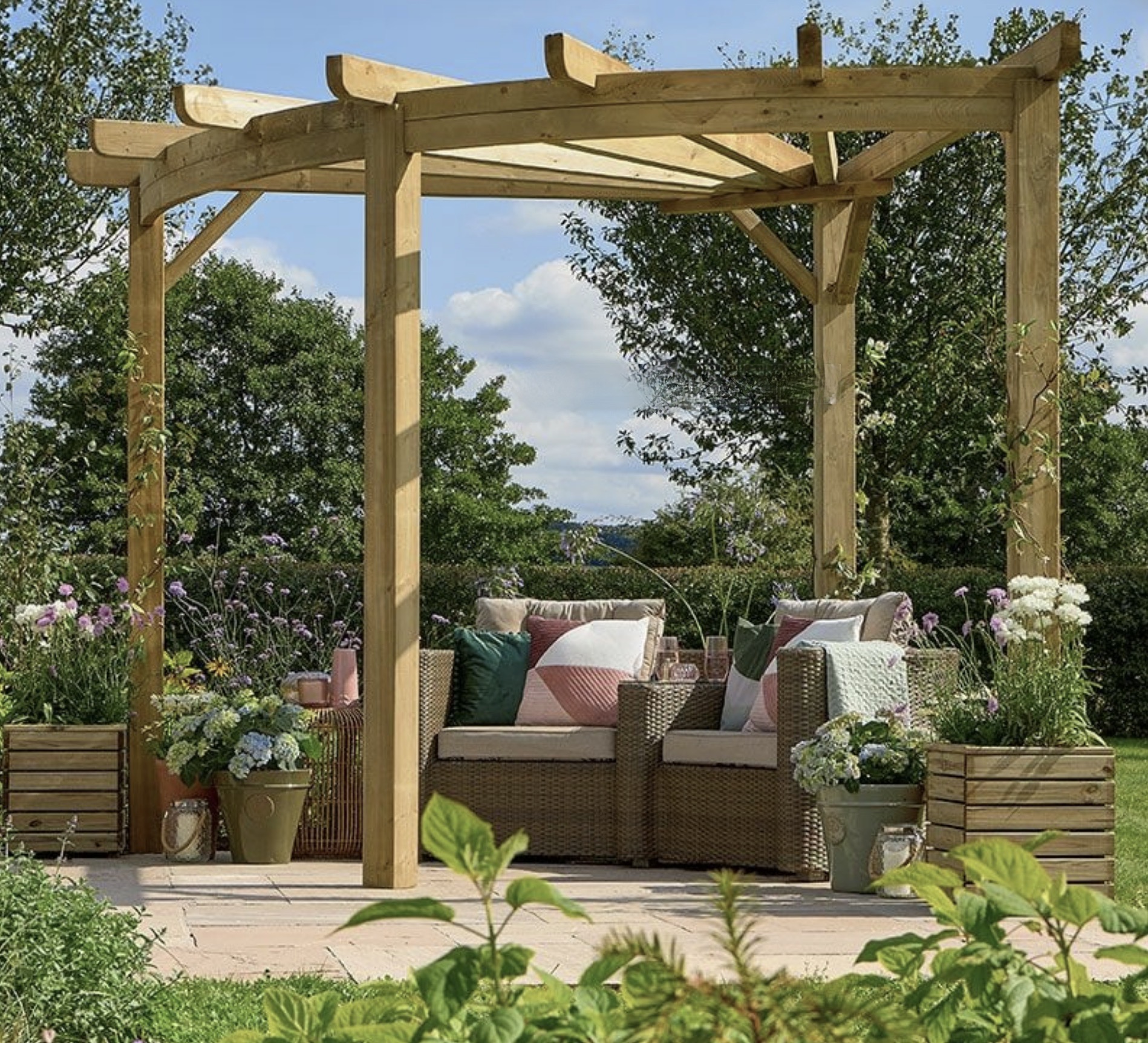 Corner pergola kit radial style.