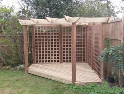 Chris's finished corner pergola